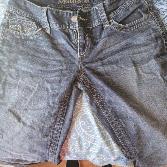 Madison Jeans - Picture 2 of 2